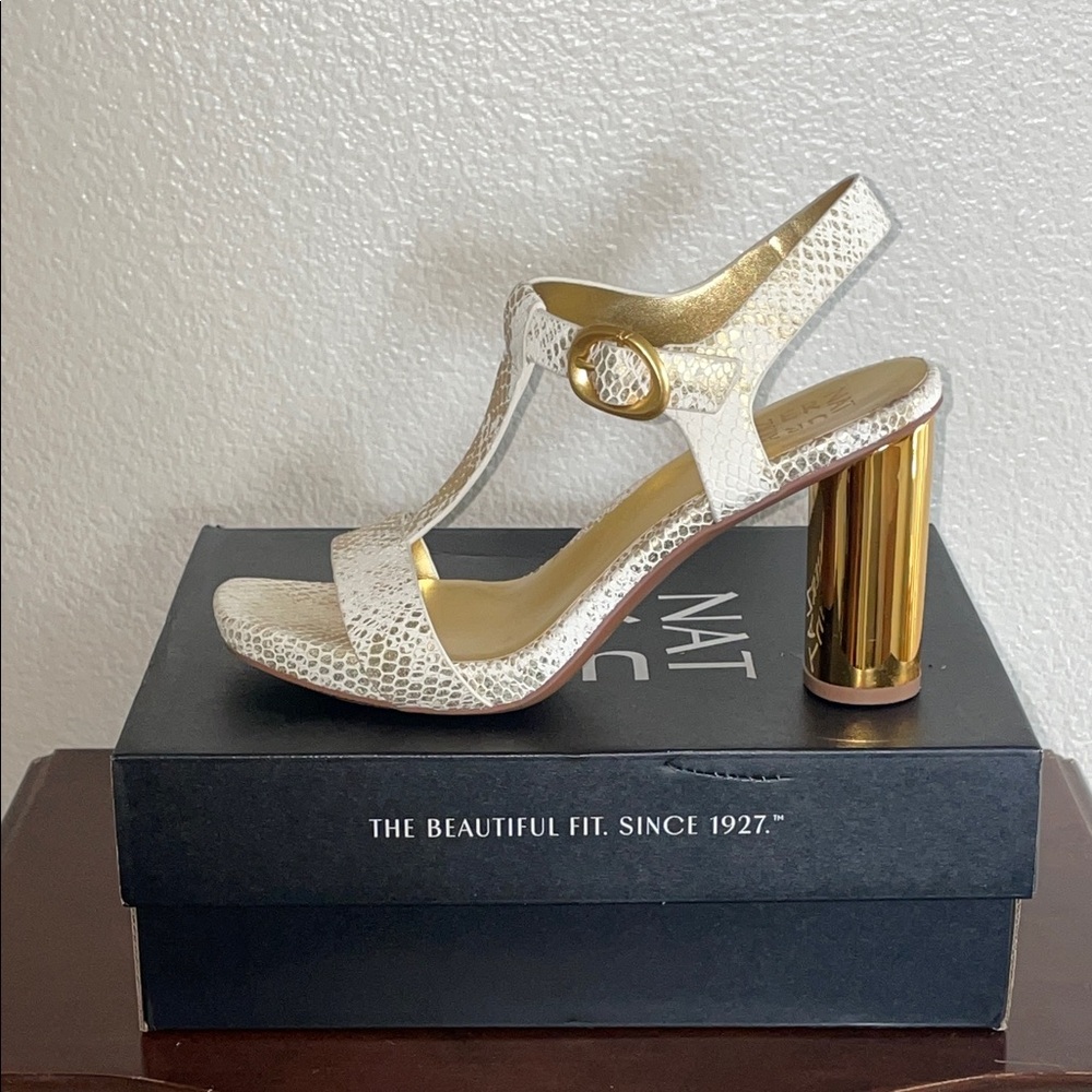 Naturalizer White Textured Leather Sandals with Gold Block Heel